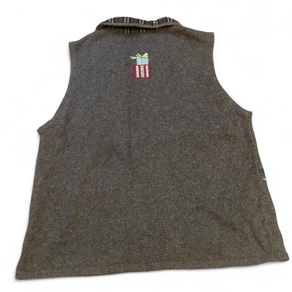 Christmas Vintage brown fleece zip up sweater - Picture 2 of 7